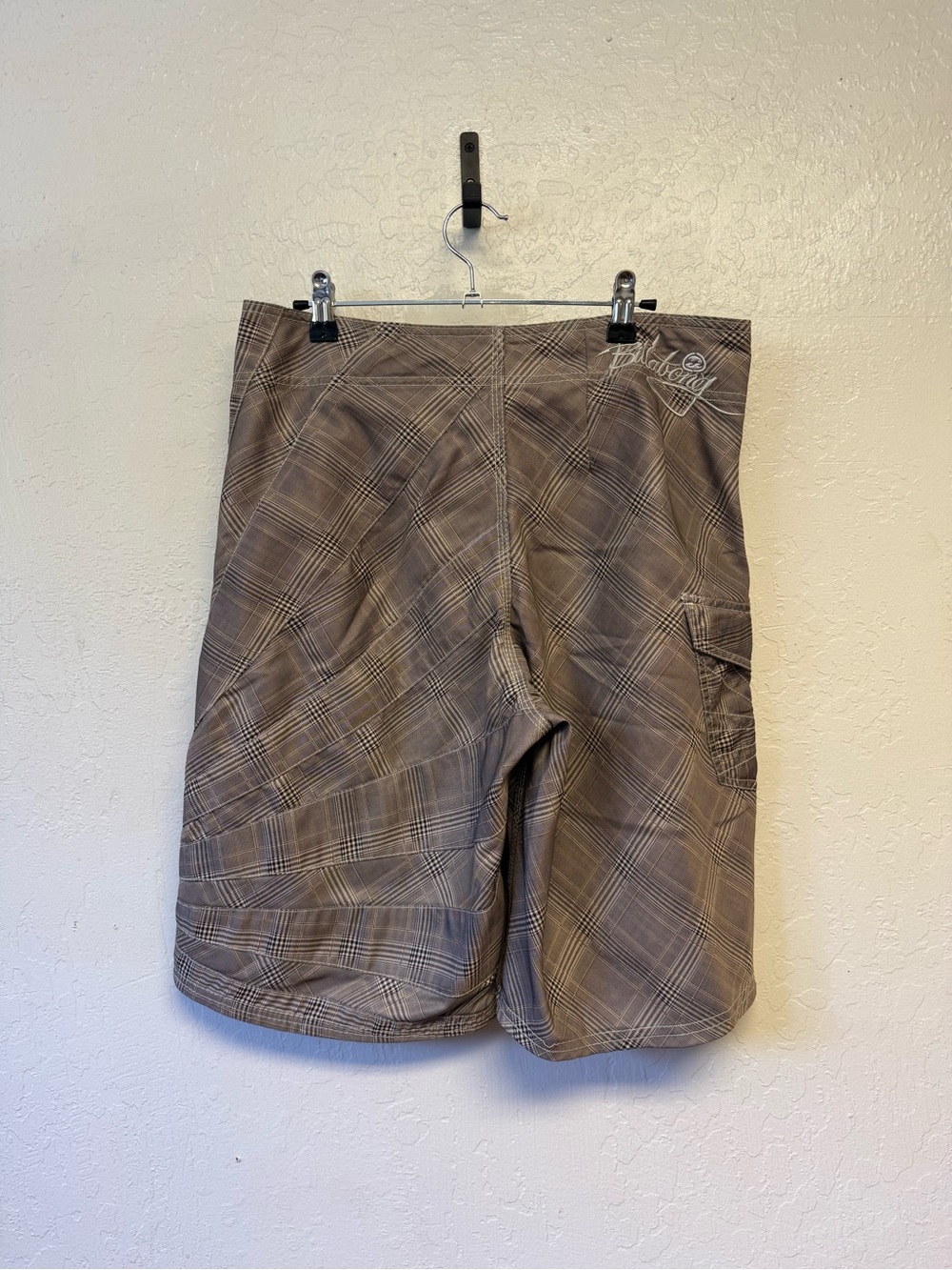 Vintage Billabong Andy Irons board shorts - Picture 6 of 12